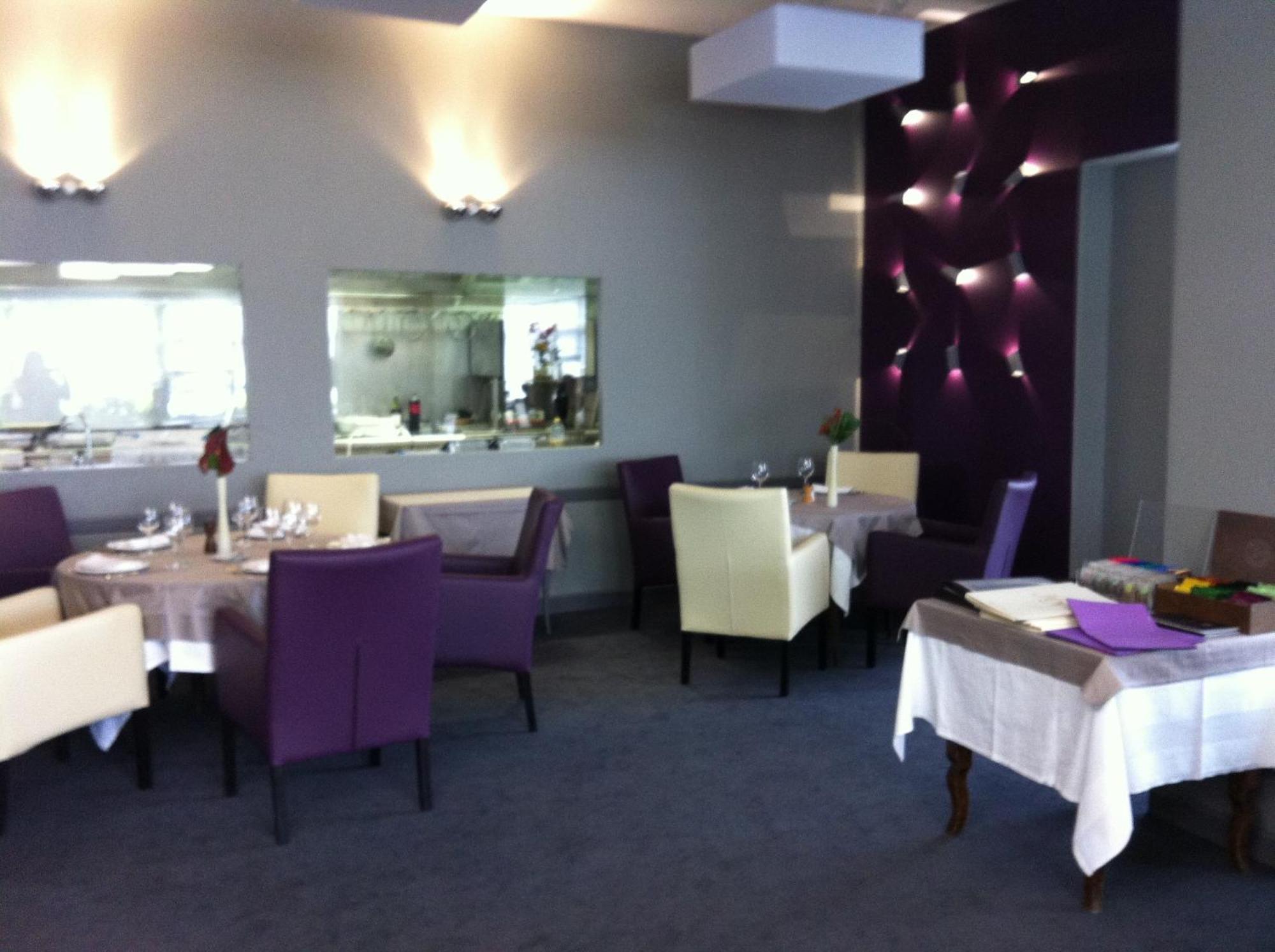 Logis - Hotel Du Nord Et Restaurant La Table D'Elisa Compiegne Luaran gambar